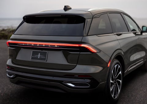 The rear of a 2024 Lincoln Black Label Nautilus® SUV displays full LED rear lighting. | Allan Vigil Lincoln, Inc. in Morrow GA